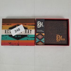 Red Dirt Hat Co Genuine Leather Bifold Wallet MOD#22228881W1 New In Box
